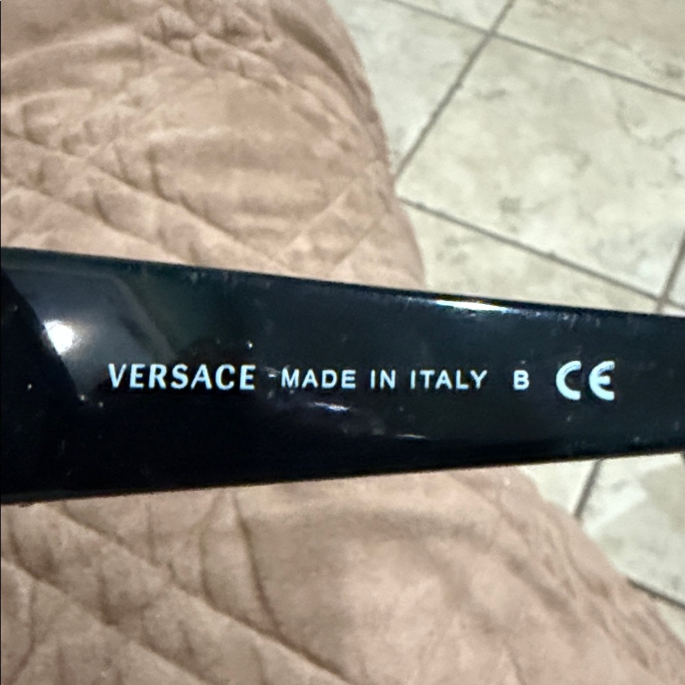 Versace Black Oversized Sunglasses - Picture 3 of 5